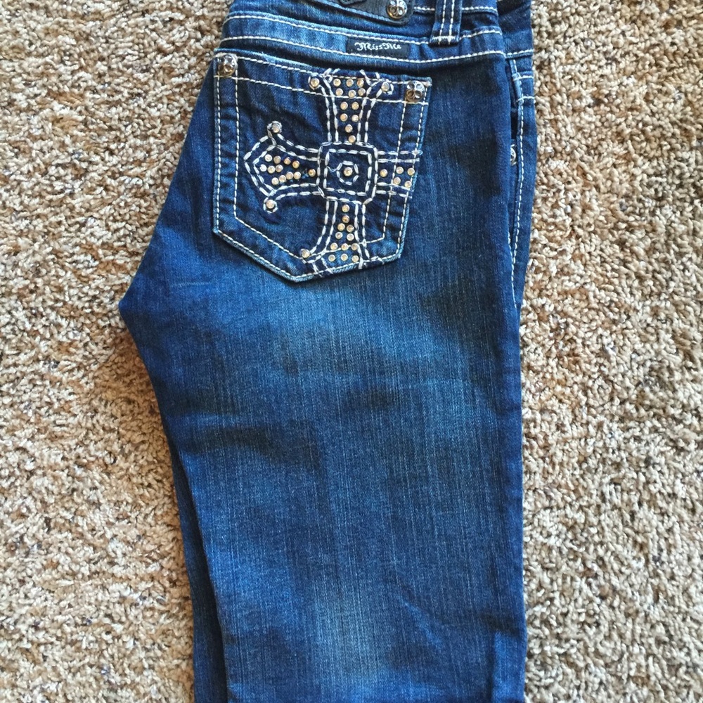 Miss Me Bermuda Style Shorts Sz 27